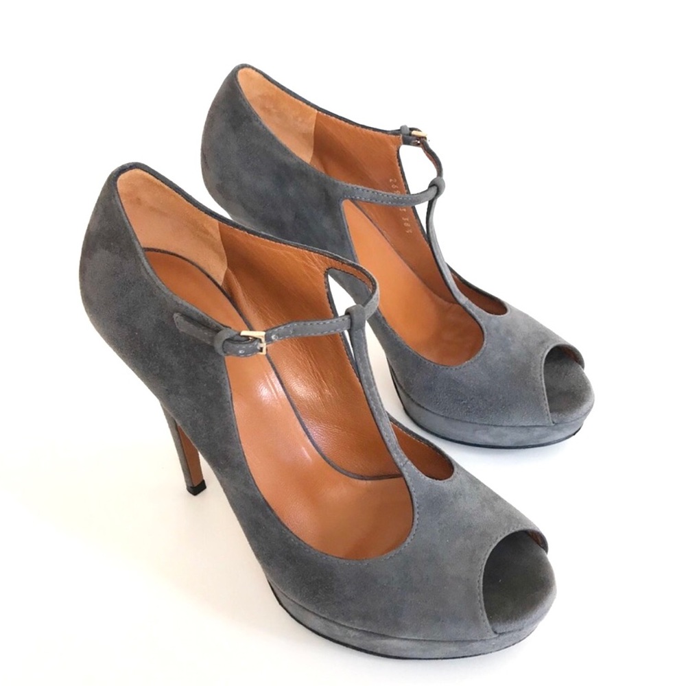 Gucci Betty Peep Toe T Strap High Heel Suede Platform Pumps Gray Sze IT 38.5 NIB - Picture 3 of 16
